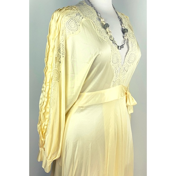 Vintage Lily of France Peignoir Yellow Rosa Puleo Szule  NWT size Medium - Picture 6 of 16